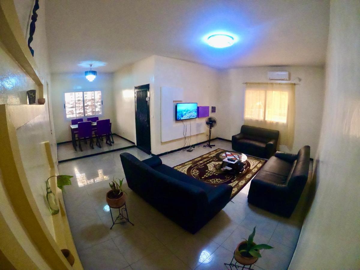 Apartamento Ker Adja Ziguinchor Exterior foto