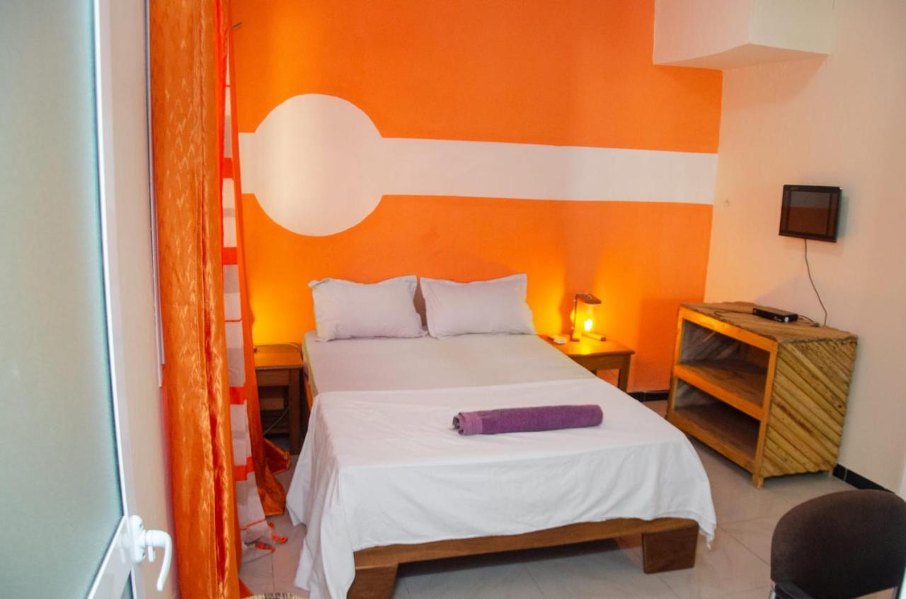 Apartamento Ker Adja Ziguinchor Exterior foto