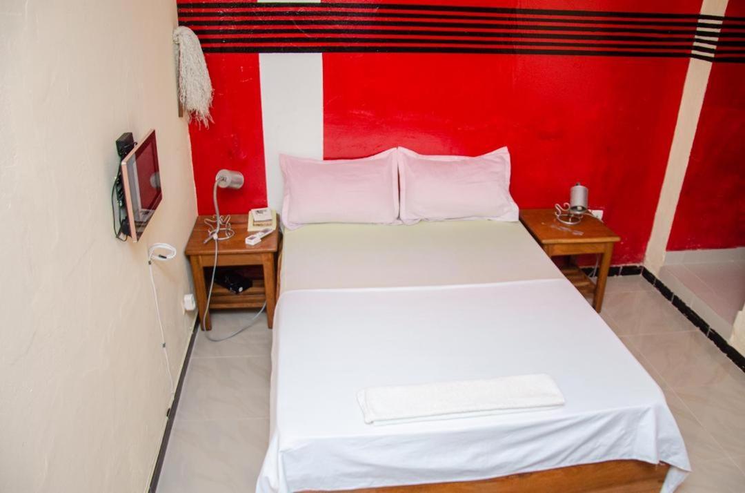 Apartamento Ker Adja Ziguinchor Exterior foto
